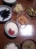 山かけ、茄子の漬け物、ポテトサラダ、生姜、オリーヴ