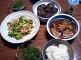 海老とブロッコリー炒め、焼き椎茸、ラフテー、もずく、五郎八