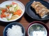 餃子とタケノコ・野菜炒め