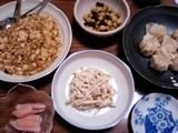 麻婆豆腐、豆、焼売、新生姜、ごぼうサラダ
