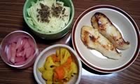 キャベツサラダ、メローの西京焼き、新生姜、蓮根と人参のカレー