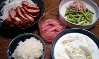 叉焼、新生姜、シーチキンとアスパラのサラダ、ご飯、レタスと葱のミルク煮