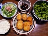 水菜サラダ、ひじき、コロッケ、枝豆